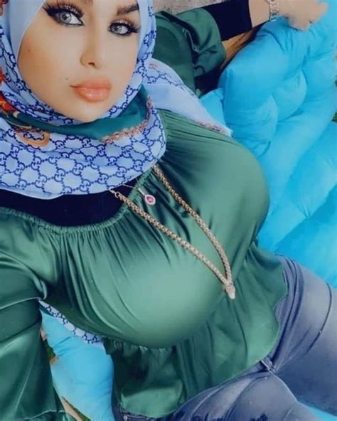 hijab big boobs Search